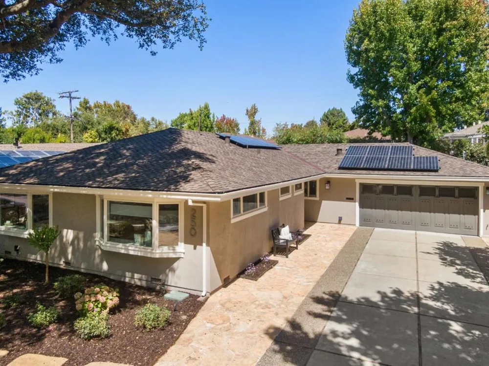 250 East Creek Drive Menlo Park, CA 94025