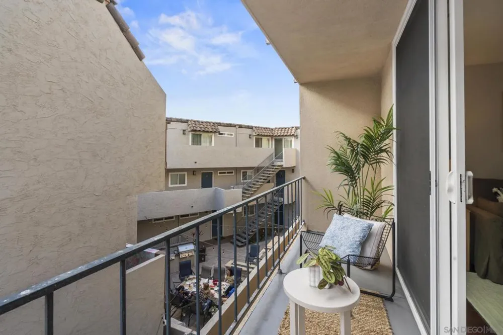 4477 Mentone St ##211 San Diego, CA 92107