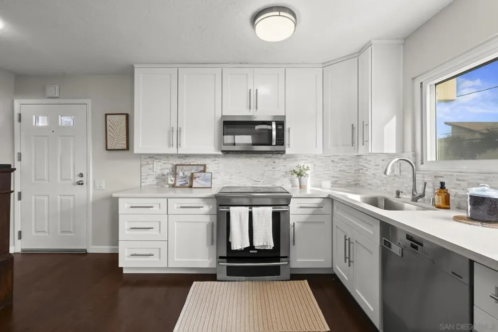 4477 Mentone St ##211 San Diego, CA 92107