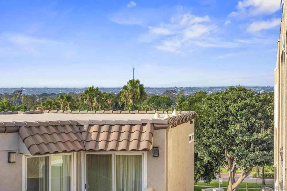 4477 Mentone St ##211 San Diego, CA 92107