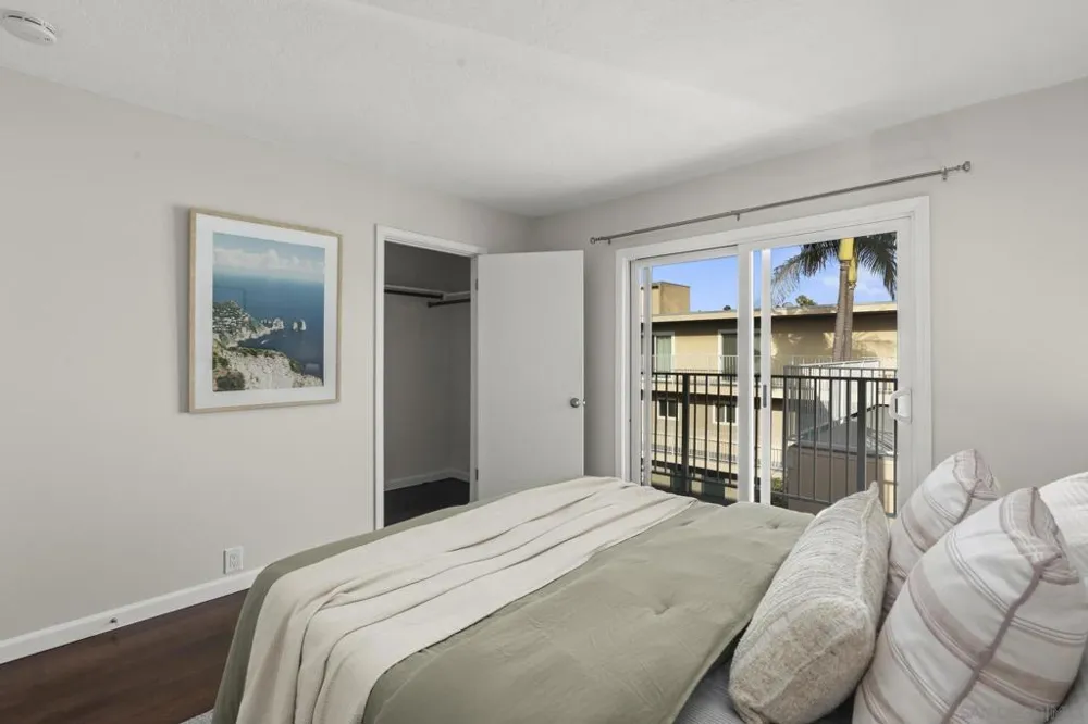 4477 Mentone St ##211 San Diego, CA 92107