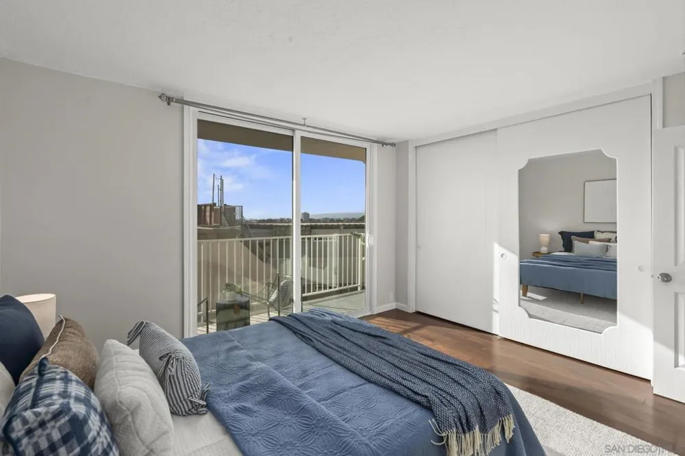 4477 Mentone St ##211 San Diego, CA 92107