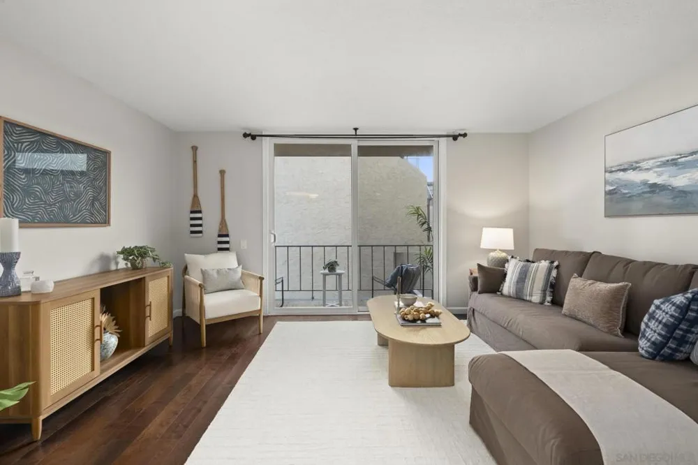 4477 Mentone St ##211 San Diego, CA 92107