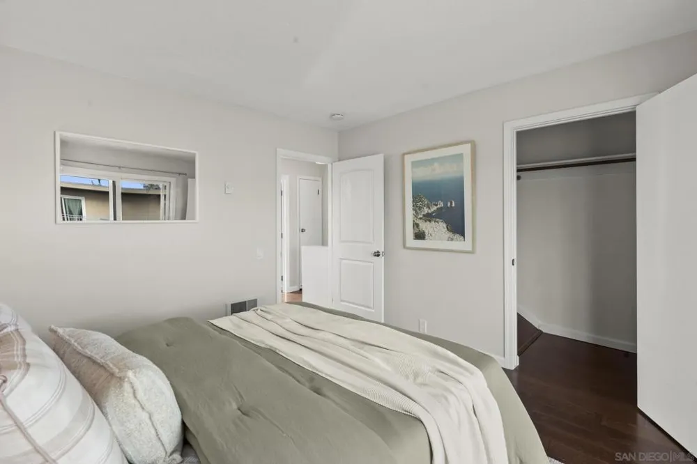 4477 Mentone St ##211 San Diego, CA 92107