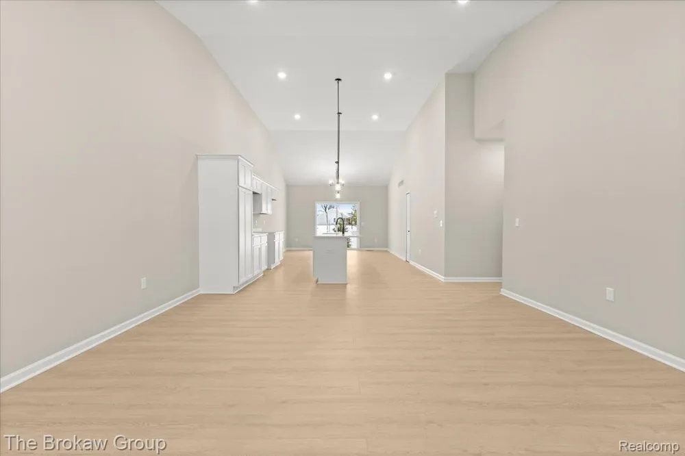 1435 Lincoln Street Lapeer City, MI 48446