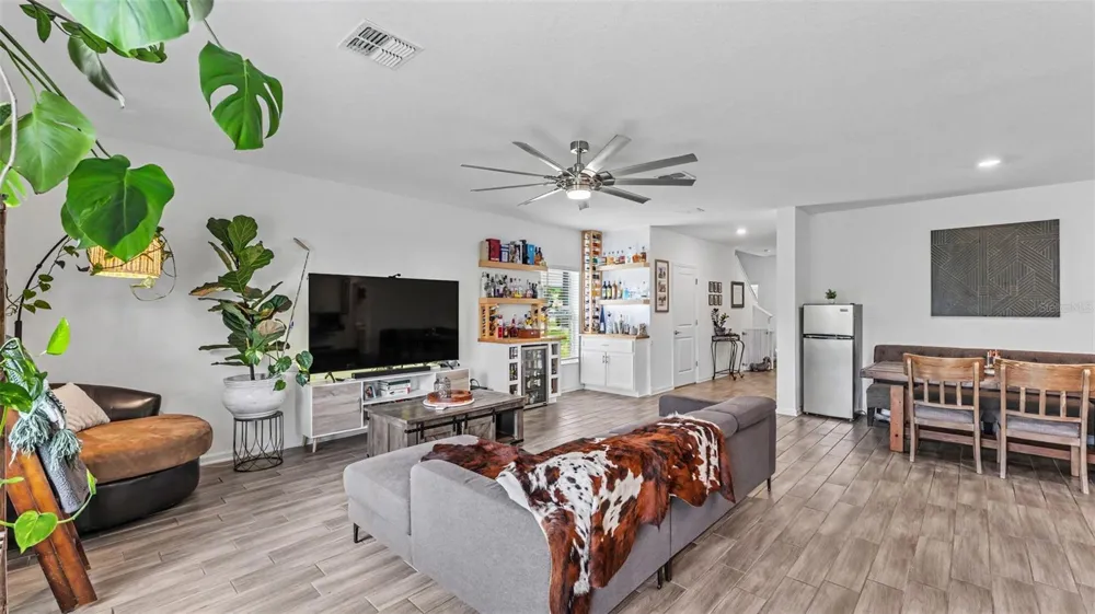 1143 POMELO STREET Davenport, FL 33837