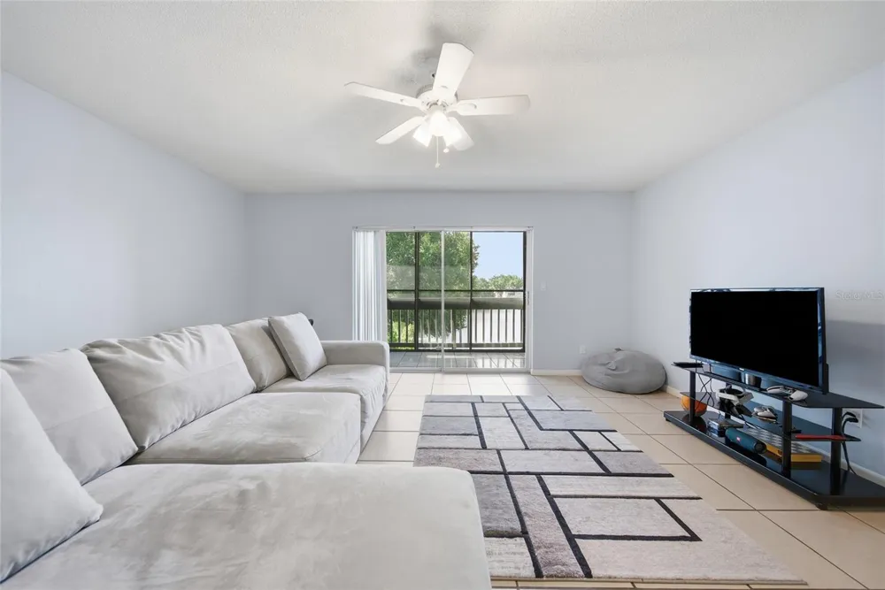 811 KEENE ROAD #V7 Clearwater, FL 33755