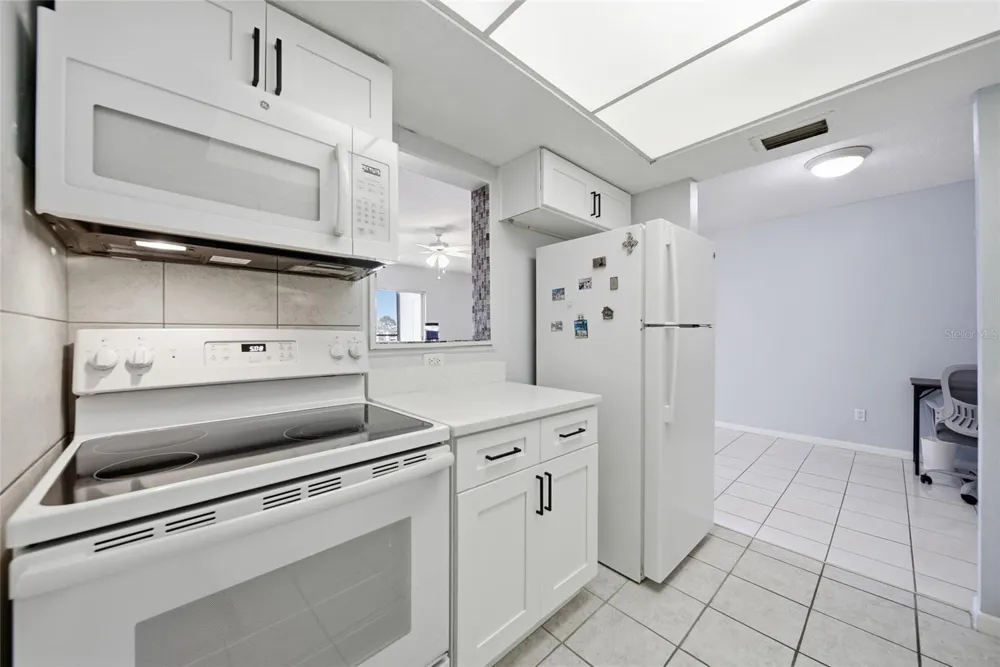 811 KEENE ROAD #V7 Clearwater, FL 33755