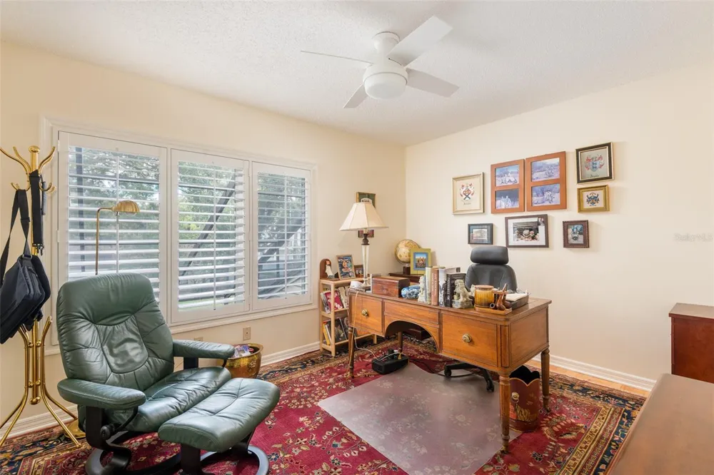 4907 PILGRIMS PATH WAY Tampa, FL 33611