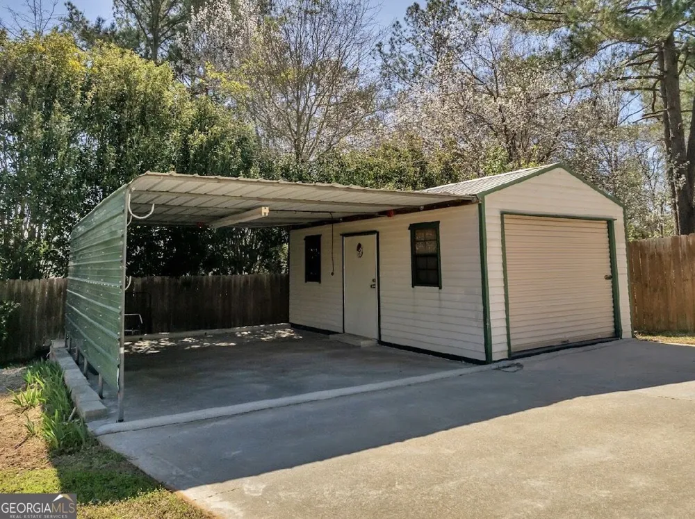 104 Ellison LN Dublin, GA 31021