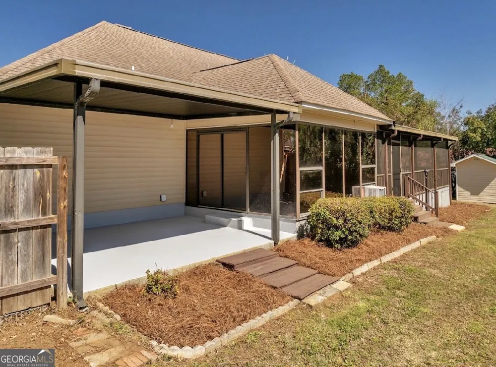 104 Ellison LN Dublin, GA 31021