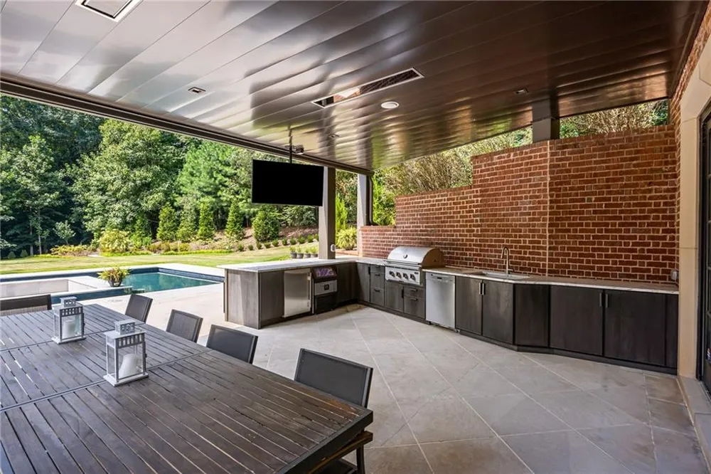 3750 Tuxedo Road NW Atlanta, GA 30305