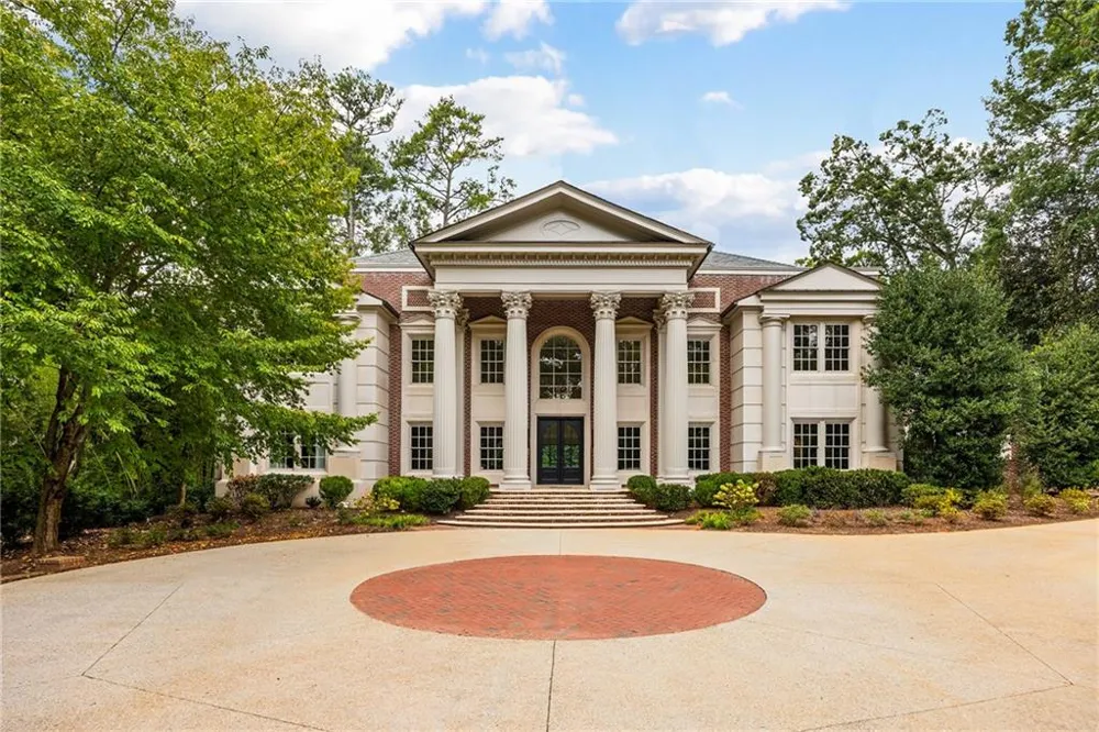 3750 Tuxedo Road NW Atlanta, GA 30305