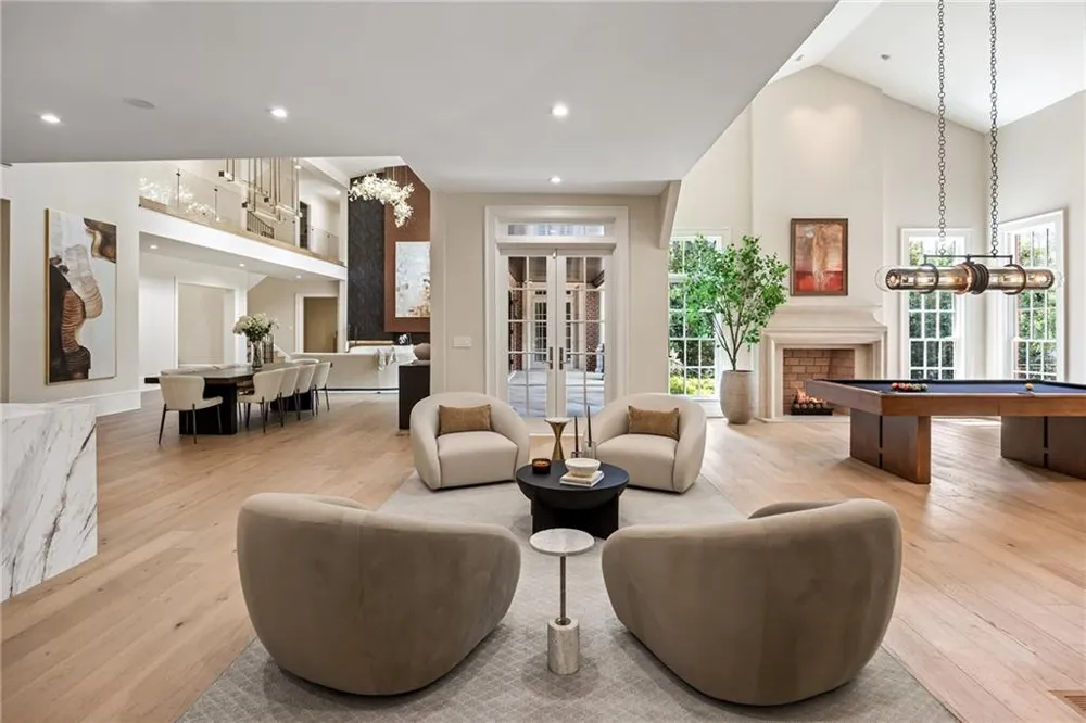 3750 Tuxedo Road NW Atlanta, GA 30305