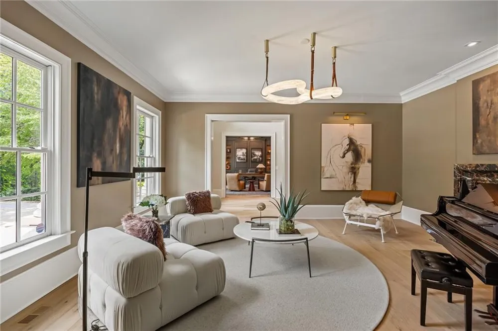 3750 Tuxedo Road NW Atlanta, GA 30305