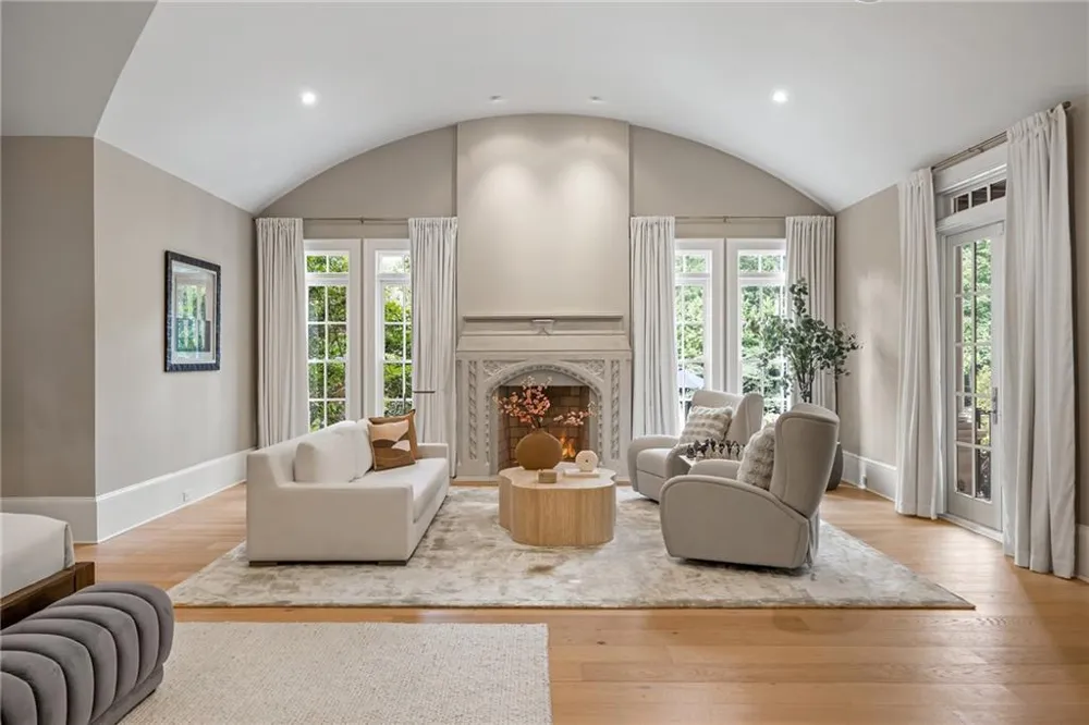 3750 Tuxedo Road NW Atlanta, GA 30305