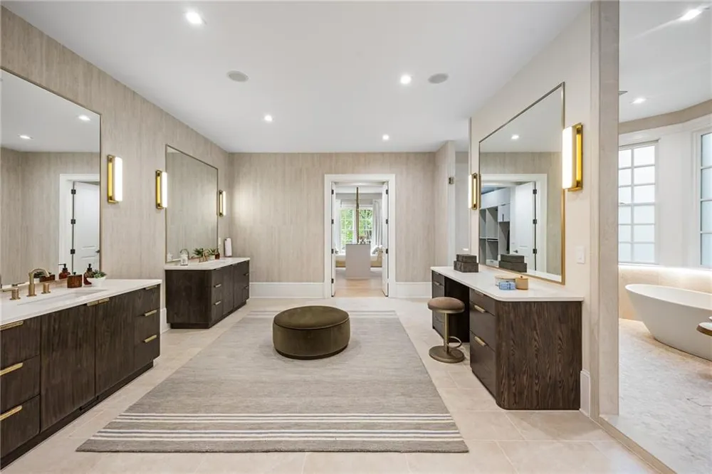 3750 Tuxedo Road NW Atlanta, GA 30305
