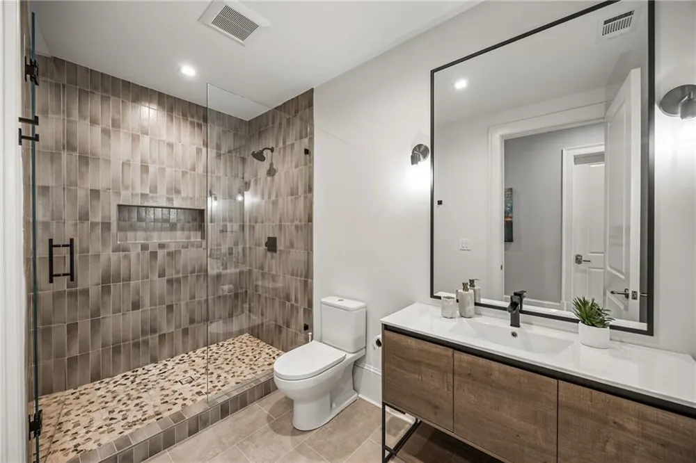3750 Tuxedo Road NW Atlanta, GA 30305