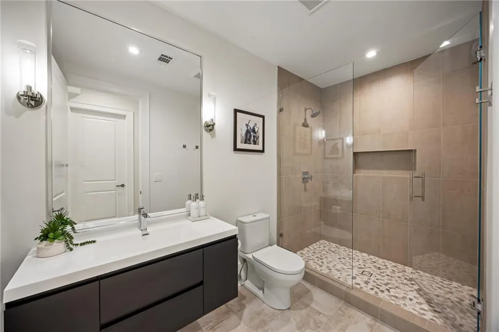 3750 Tuxedo Road NW Atlanta, GA 30305