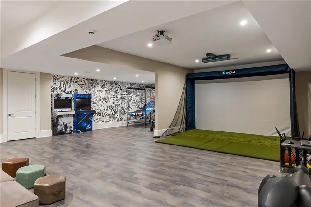 3750 Tuxedo Road NW Atlanta, GA 30305