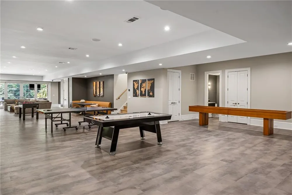 3750 Tuxedo Road NW Atlanta, GA 30305