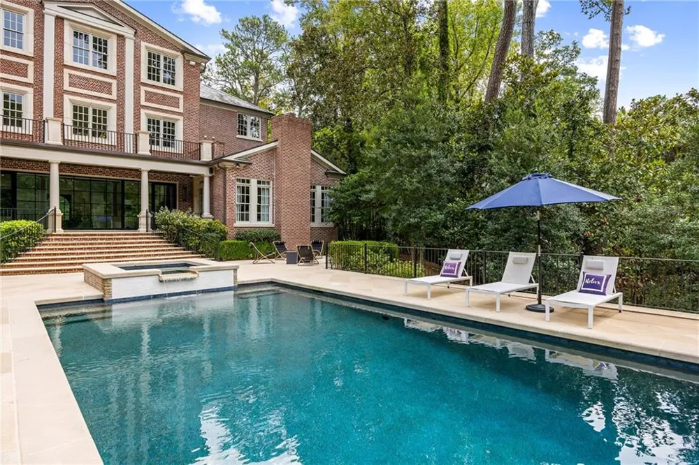 3750 Tuxedo Road NW Atlanta, GA 30305