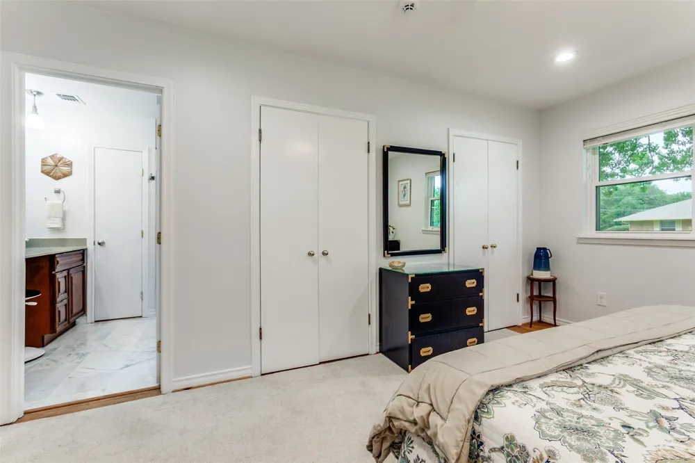 6221 Berryhill Street Dallas, TX 75231