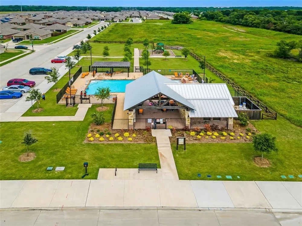110 Real Quiet Lane Caddo Mills, TX 75135