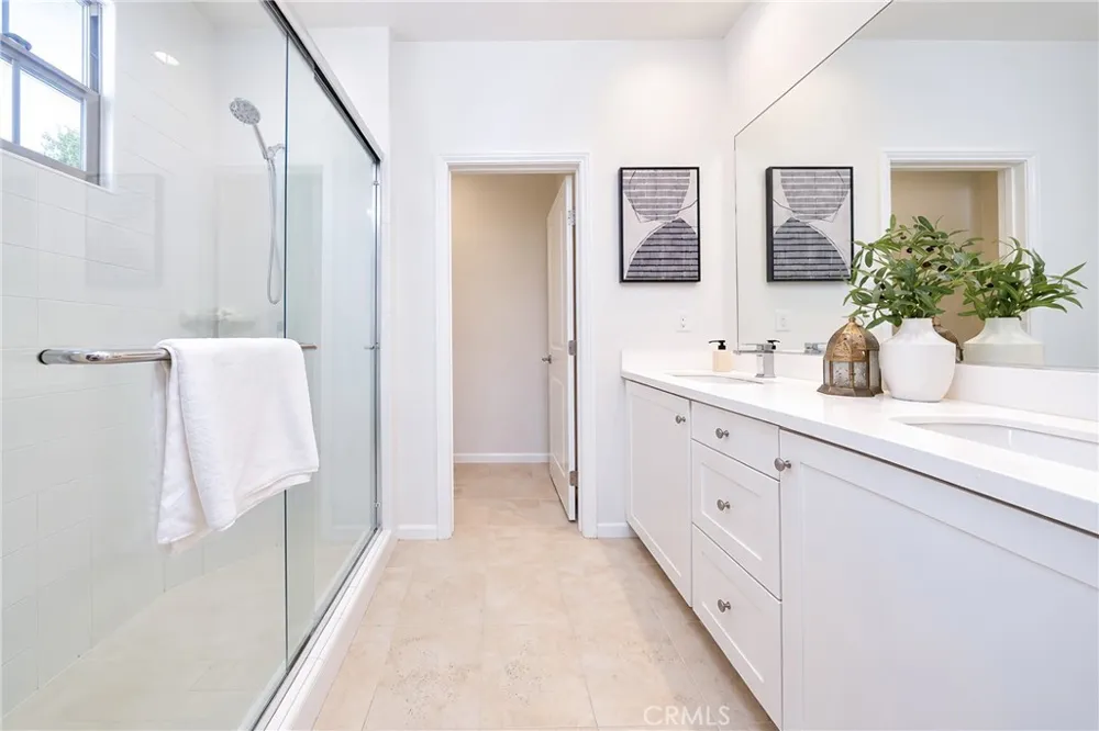 106 Bishop Irvine, CA 92620