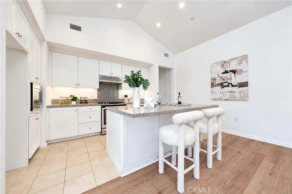 106 Bishop Irvine, CA 92620
