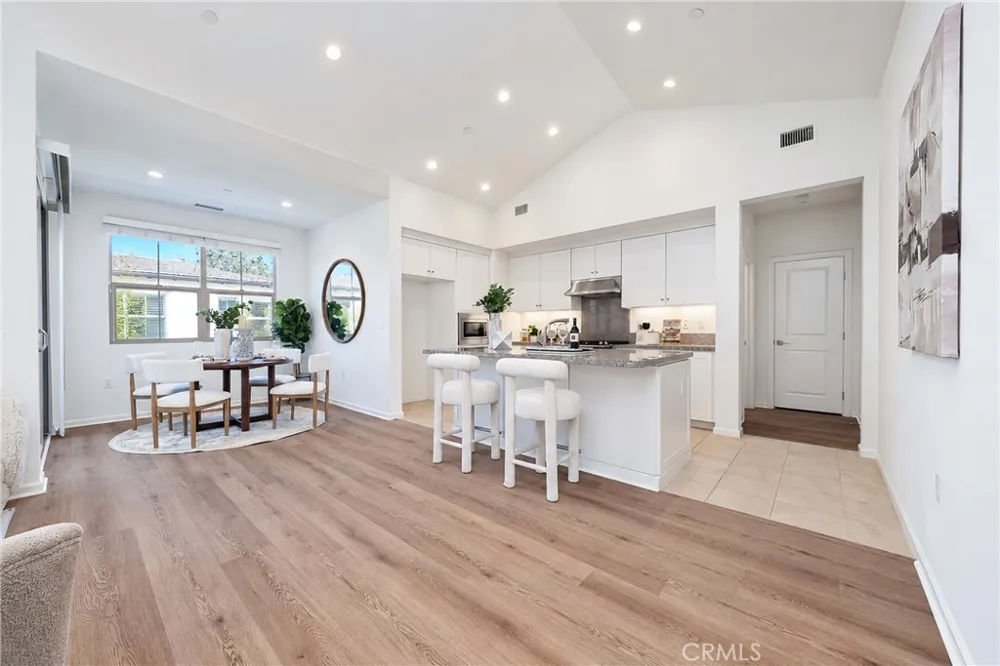 106 Bishop Irvine, CA 92620