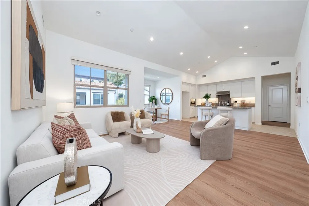 106 Bishop Irvine, CA 92620