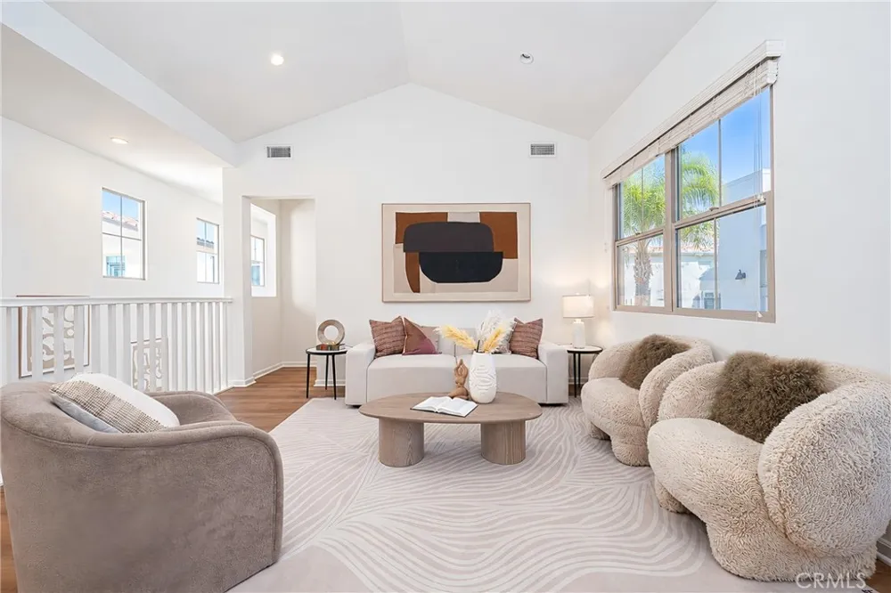 106 Bishop Irvine, CA 92620