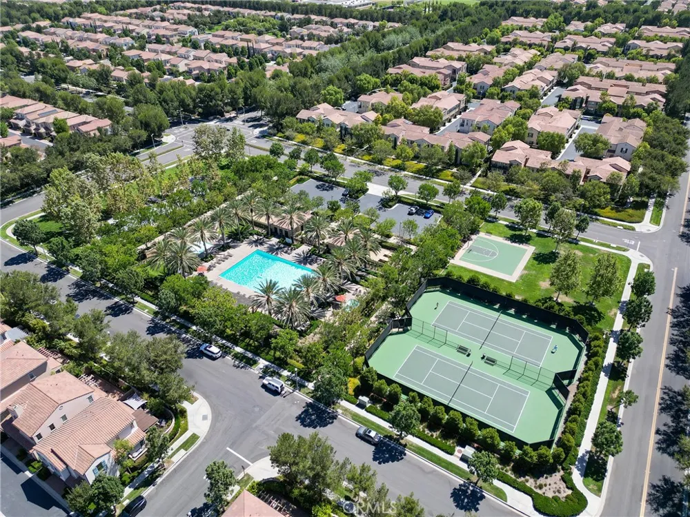 106 Bishop Irvine, CA 92620