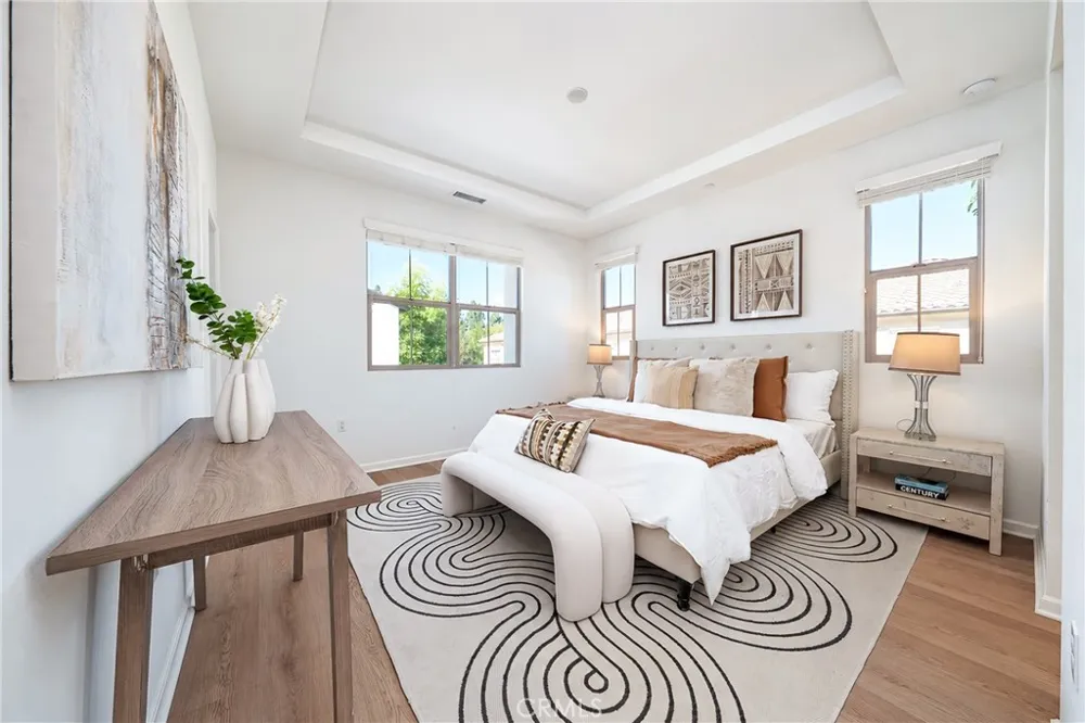 106 Bishop Irvine, CA 92620