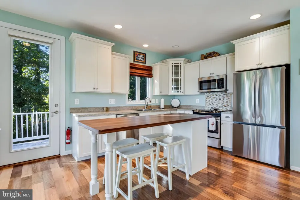 24753 HALF PONE POINT ROAD Hollywood, MD 20636