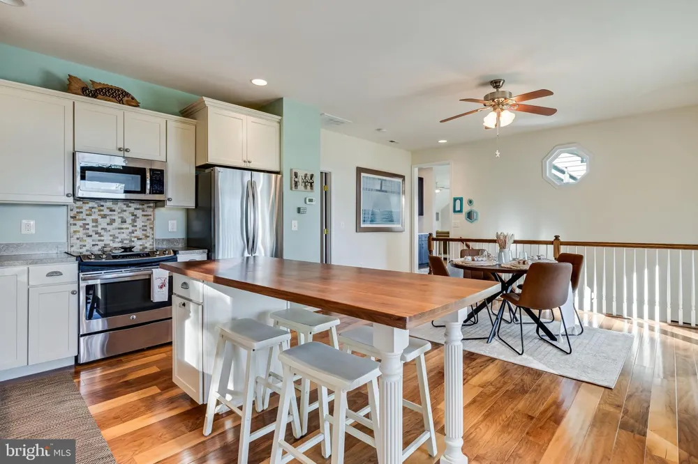 24753 HALF PONE POINT ROAD Hollywood, MD 20636