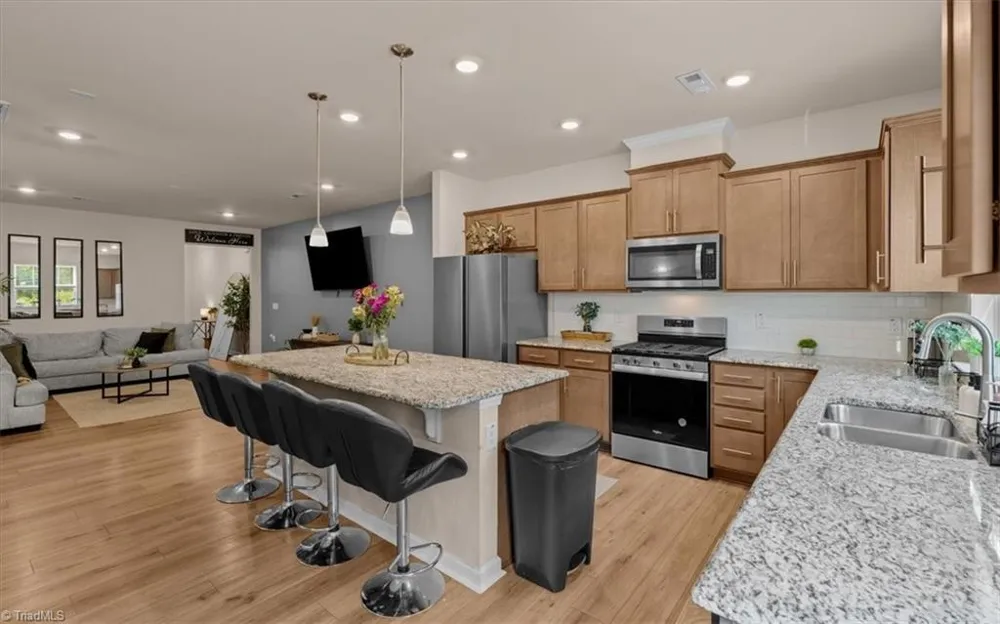 903 Falls Grove Trail High Point, NC 27265