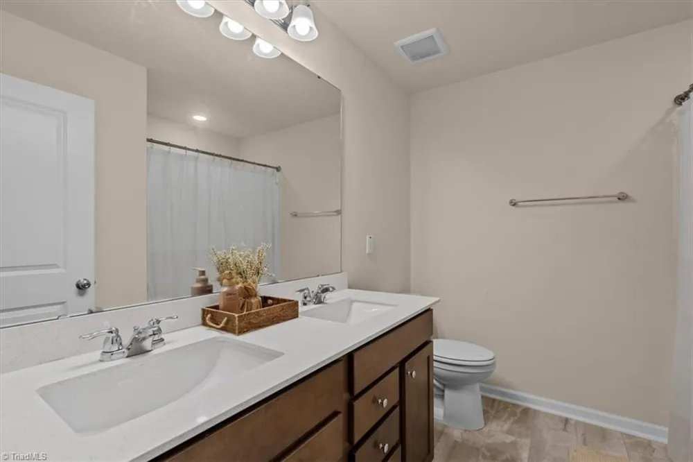 903 Falls Grove Trail High Point, NC 27265