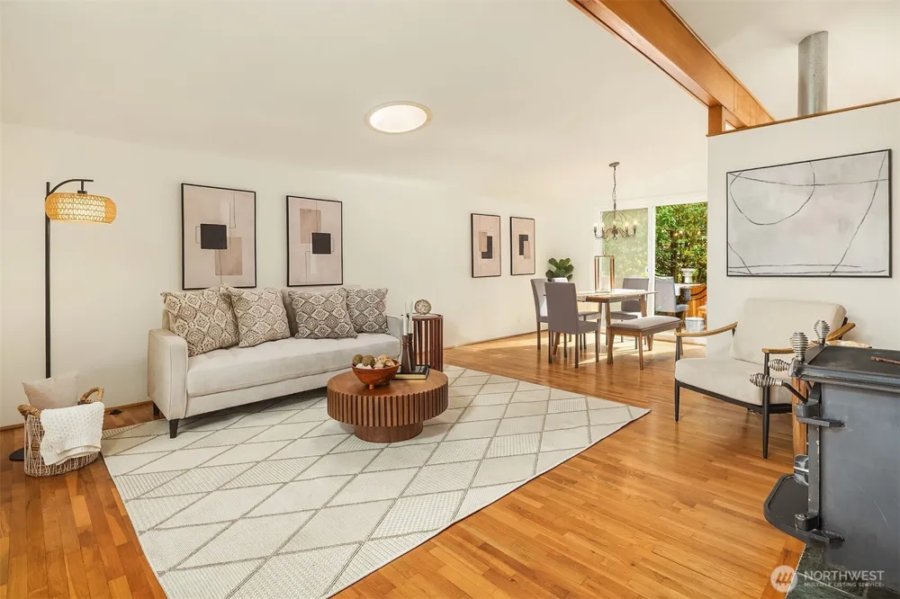 8124 213th Street SW Edmonds, WA 98026