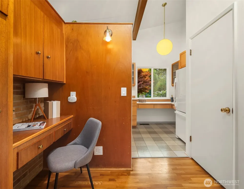 8124 213th Street SW Edmonds, WA 98026
