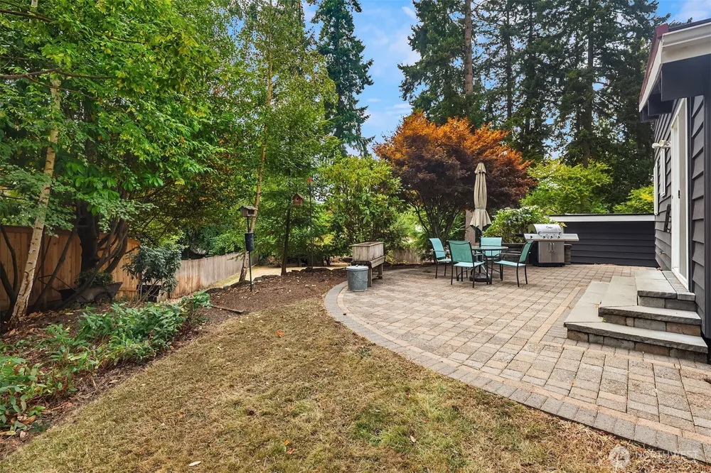 8124 213th Street SW Edmonds, WA 98026