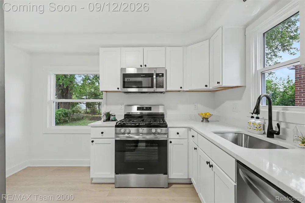 3446 Dudley Street Dearborn City, MI 48124