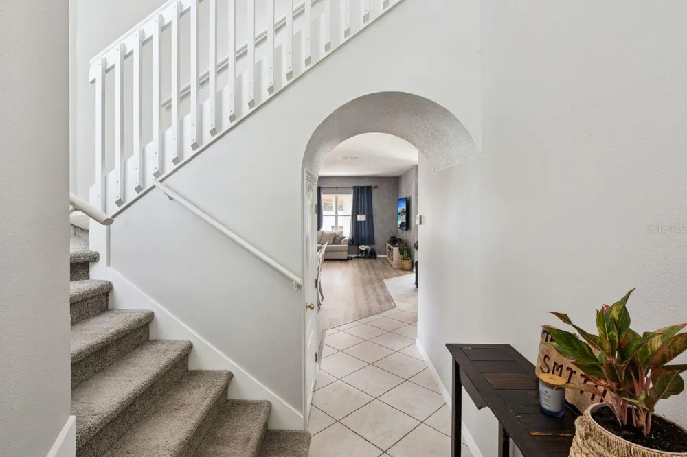 2675 DOVER GLEN CIRCLE Orlando, FL 32828