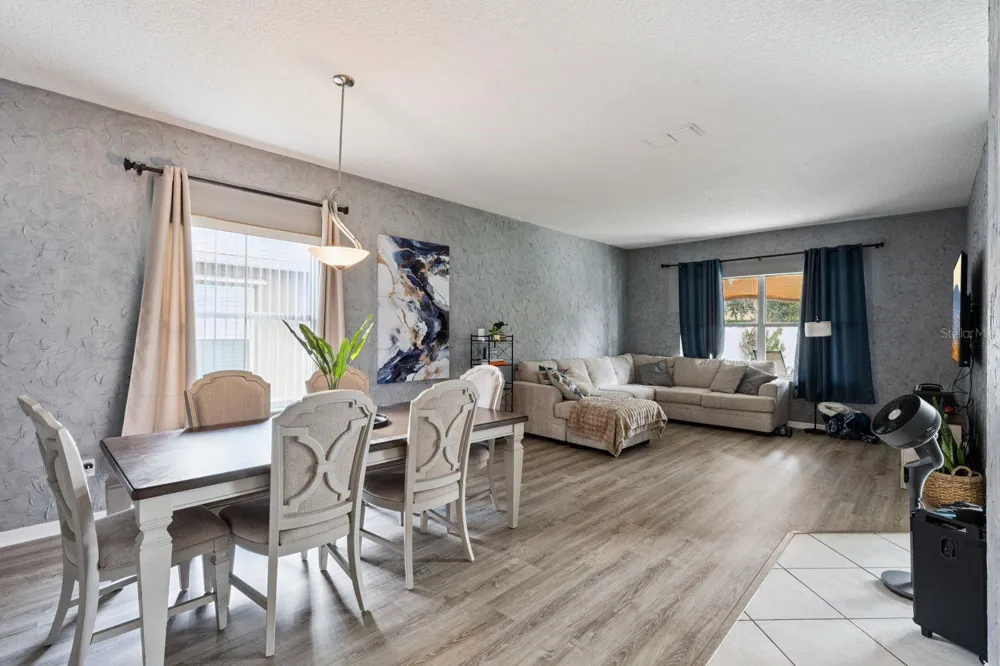 2675 DOVER GLEN CIRCLE Orlando, FL 32828