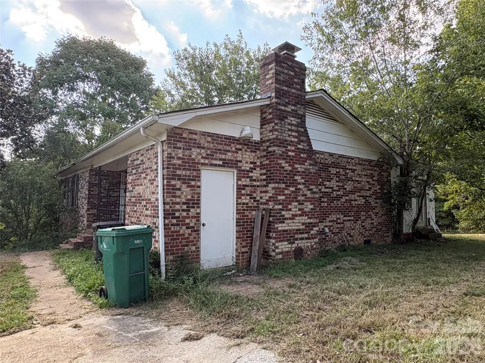 115 Wandering Lane Bessemer City, NC 28016
