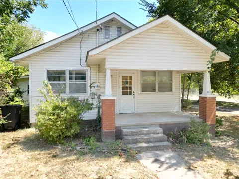 813 Mill Street