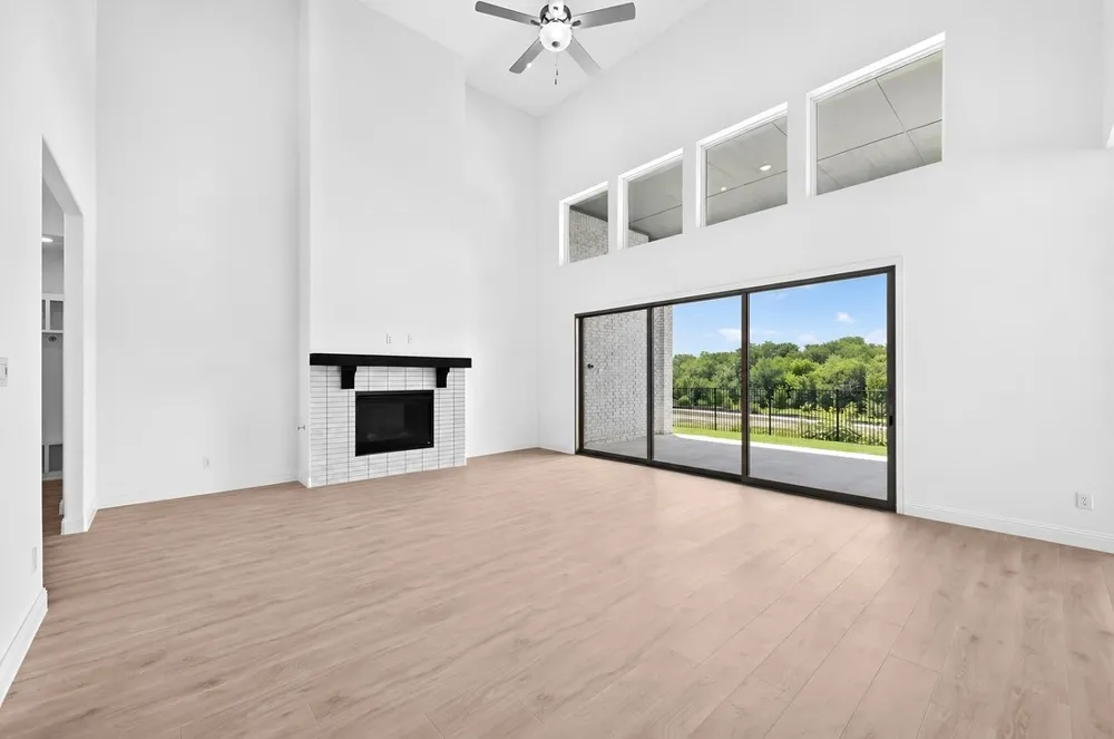 1600 Yellow Rose Road Celina, TX 75009