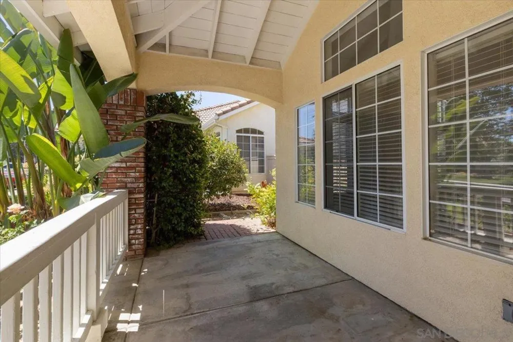 32158 Camino Seneco Temecula, CA 92592