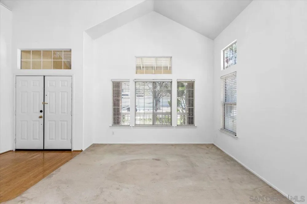 32158 Camino Seneco Temecula, CA 92592